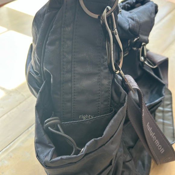 Lululemon gym bag - Picture 5 of 13
